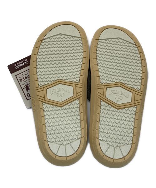 ISLAND SLIPPER（アイランドスリッパ）ISLAND SLIPPER (アイランドスリッパ) スウェードサンダル グレー サイズ:UK6の古着・服飾アイテム