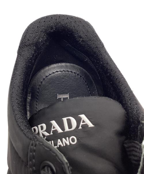 PRADA（プラダ）PRADA (プラダ) RE-NYLONローカットスニーカー ブラック サイズ:UK5の古着・服飾アイテム