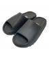 adidas Originals by KANYE WEST（アディダスオリジナルバイ カニエウエスト）の古着「YEEZY SLIDE SLATE GREY」｜グレー