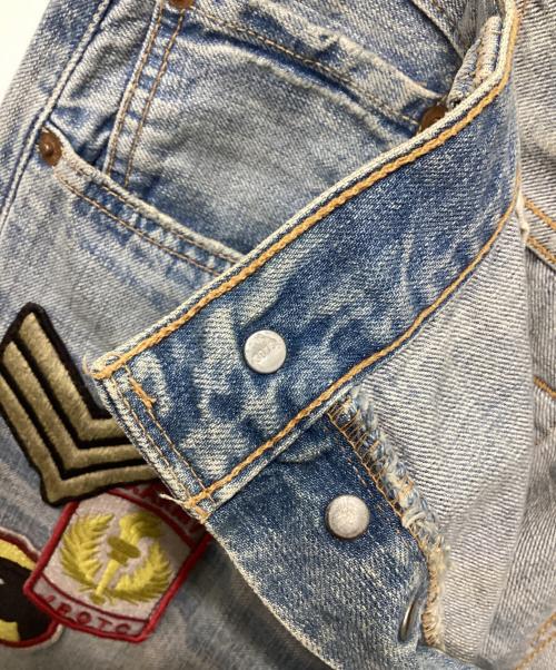 LEVI'S（リーバイス）LEVI'S (リーバイス) 501ワッペンデニムパンツ インディゴ サイズ:34×32の古着・服飾アイテム