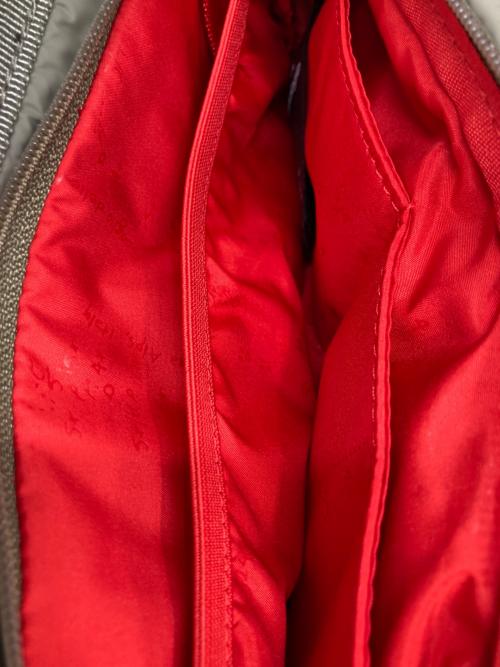 TOPOLOGIE（トポロジー）Topologie (トポロジー) ボトルサコッシュ ミディアム カーキの古着・服飾アイテム