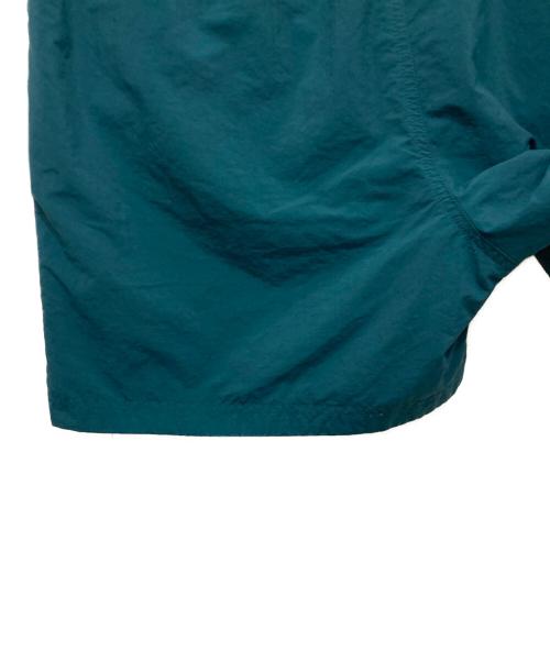 Columbia（コロンビア）Columbia (コロンビア) KITH (キス) コラボリバーシブルハーフパンツ グリーン サイズ:Lの古着・服飾アイテム