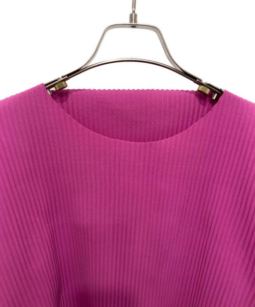 me ISSEY MIYAKE（ミーイッセイ ミヤケ）me ISSEY MIYAKE (ミーイッセイ ミヤケ) プリーツクロップドカットソー ピンク サイズ:FREEの古着・服飾アイテム