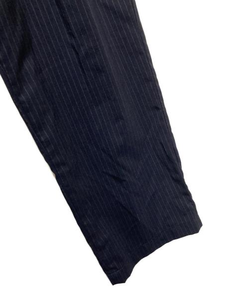 NEAT（ニート）NEAT (ニート) 2タックストライプスラックス ネイビー サイズ:XSの古着・服飾アイテム