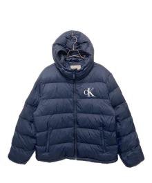 Calvin Klein Jeans（カルバンクラインジーンズ）の古着「ダウンジャケット」｜ネイビー