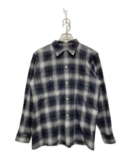 A.R.P.（エー・アール・ピー）A.R.P. (エー・アール・ピー) Ombre Check Loop Collar Shirt Black ブラック サイズ:ONE SIZEの古着・服飾アイテム