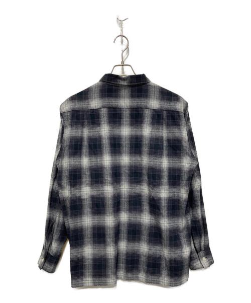 A.R.P.（エー・アール・ピー）A.R.P. (エー・アール・ピー) Ombre Check Loop Collar Shirt Black ブラック サイズ:ONE SIZEの古着・服飾アイテム
