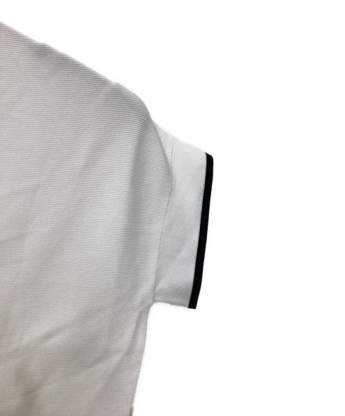 UNTITLED（アンタイトル）UNTITLED (アンタイトル) 前後2WAYフレンチスリーブニット ホワイト サイズ:2の古着・服飾アイテム