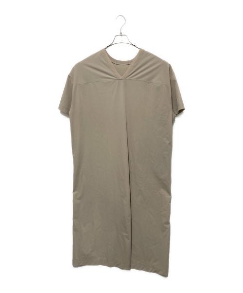 Thousand Mile（サウザンドマイル）Thousand Mile (サウザンドマイル) サイドジップナイロンワンピース ベージュ サイズ:FREEの古着・服飾アイテム