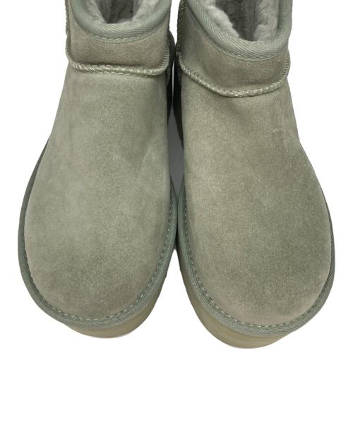 UGG（アグ）UGG (アグ) Classic Ultra Mini Platform グリーン サイズ:US9の古着・服飾アイテム