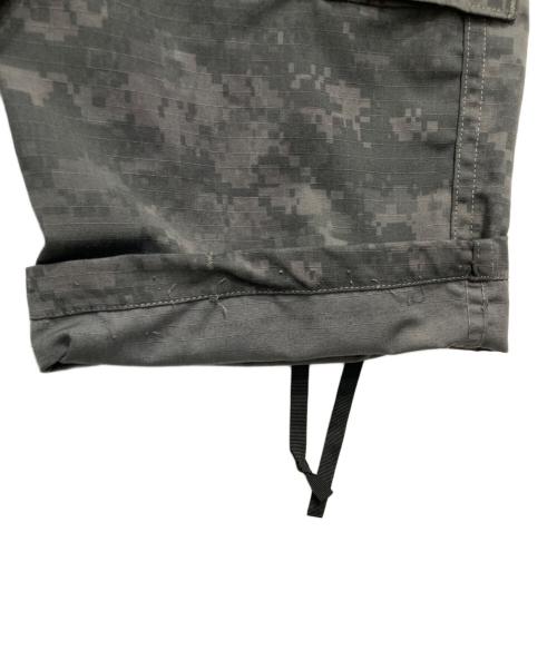 US ARMY（ユーエスアーミー）US ARMY (ユーエスアーミー) デジタルカモカーゴパンツ グレー サイズ:Ⅿ SHORTの古着・服飾アイテム