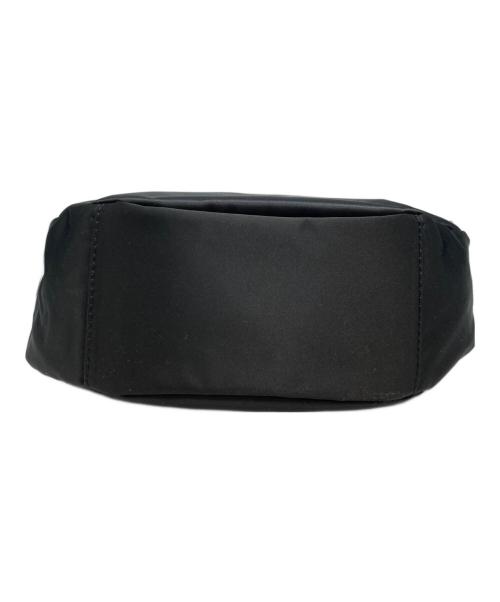 russet（ラシット）russet (ラシット) クラウズナイロンラウンドショルダーバッグ ブラックの古着・服飾アイテム