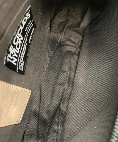 russet（ラシット）russet (ラシット) クラウズナイロンラウンドショルダーバッグ ブラックの古着・服飾アイテム
