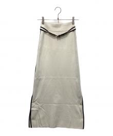 MaxMara（マックスマーラ）の古着「ベルテッドスリットニットスカート」｜ホワイト