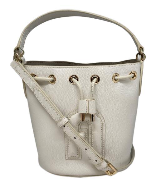 FURLA（フルラ）FURLA (フルラ) バケットバッグ ホワイトの古着・服飾アイテム