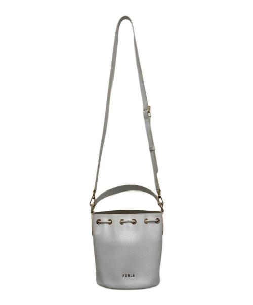 FURLA（フルラ）FURLA (フルラ) バケットバッグ ホワイトの古着・服飾アイテム