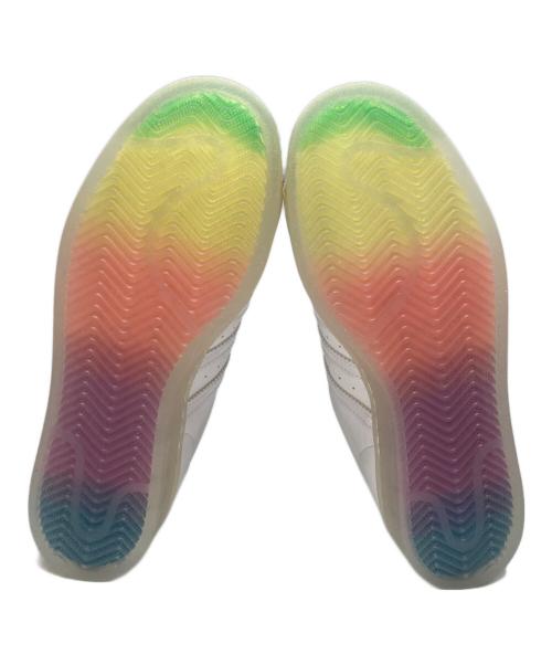 adidas（アディダス）adidas (アディダス) SUPERSTAR WHITE RAINBOW ホワイト サイズ:US5の古着・服飾アイテム