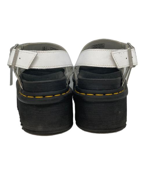 Dr.Martens（ドクターマーチン）Dr.Martens (ドクターマーチン) VOSS QUAD サンダル ホワイト サイズ:UK5の古着・服飾アイテム