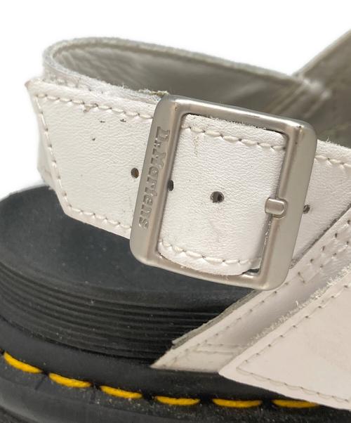 Dr.Martens（ドクターマーチン）Dr.Martens (ドクターマーチン) VOSS QUAD サンダル ホワイト サイズ:UK5の古着・服飾アイテム