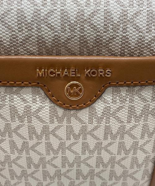 MICHAEL KORS（マイケルコース）MICHAEL KORS (マイケルコース) BECK サッチェル ミディアムバッグ アイボリーの古着・服飾アイテム
