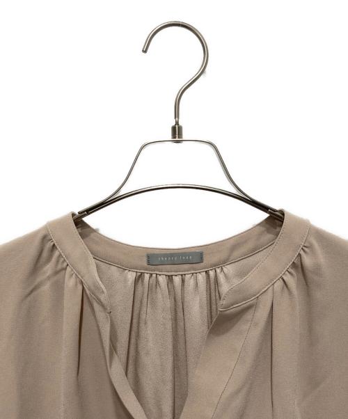 theory luxe（セオリーリュクス）theory luxe (セオリーリュクス) フレンチスリーブブラウス ベージュ サイズ:38の古着・服飾アイテム