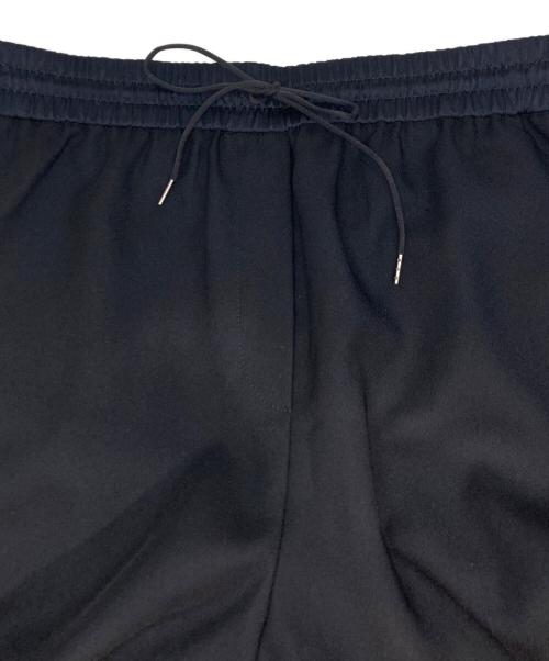 icB（アイシービー）icB (アイシービー) FluidBackSatin ワイドパンツ ネイビー サイズ:4の古着・服飾アイテム