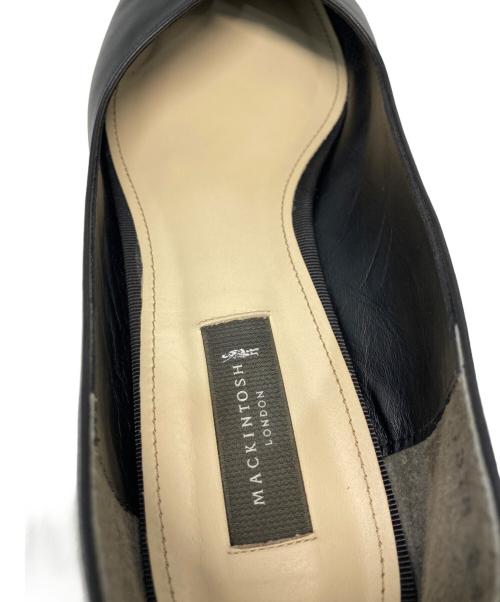MACKINTOSH LONDON（マッキントッシュ ロンドン）MACKINTOSH LONDON (マッキントッシュ ロンドン) スクエアトゥVカットカッターパンプス ブラック サイズ:24 1/2の古着・服飾アイテム