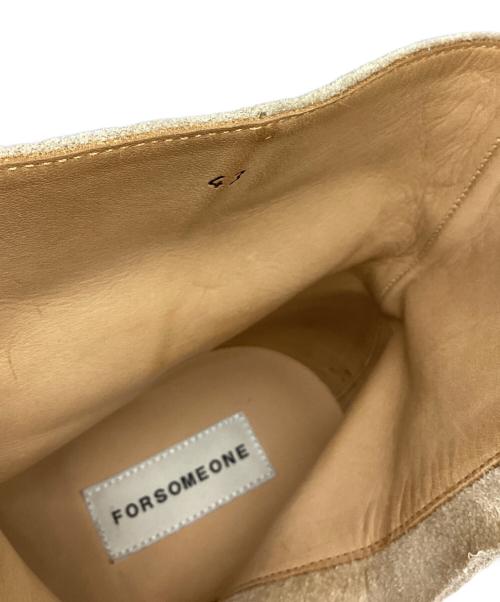 FORSOMEONE（フォーサムワン）FORSOMEONE (フォーサムワン) スウェードサイドジップブーツ ベージュ サイズ:43の古着・服飾アイテム