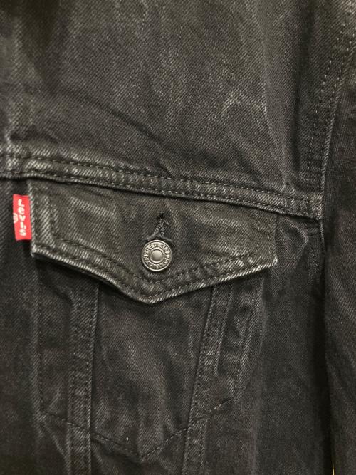 LEVIS（リーバイス）LEVIS (リーバイス) トラッカージャケット ブラック サイズ:XLの古着・服飾アイテム
