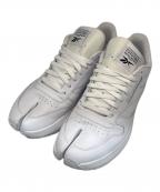 Maison Margiela×REEBOKメゾンマルジェラ×リーボック）の古着「Classic Leather Tabi スニーカー」｜ホワイト