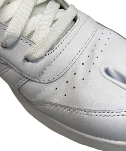 Maison Margiela（メゾンマルジェラ）Maison Margiela (メゾンマルジェラ) REEBOK (リーボック) Classic Leather Tabi スニーカー ホワイト サイズ:30cmの古着・服飾アイテム