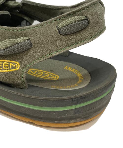 KEEN（キーン）KEEN (キーン) UNEEK FLAT カーキ サイズ:US9の古着・服飾アイテム