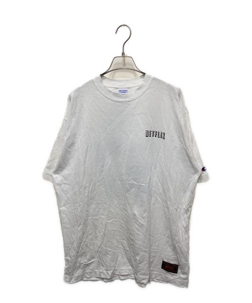 Champion（チャンピオン）Champion (チャンピオン) V.A./VA Netflix Old Logo Tシャツ ホワイト サイズ:XLの古着・服飾アイテム