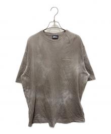 DIESEL（ディーゼル）の古着「ウォッシュ加工Tシャツ」｜ベージュ