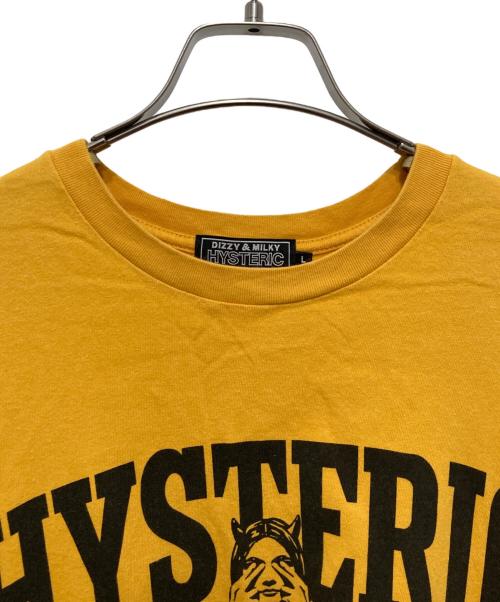 Hysteric Glamour（ヒステリックグラマー）Hysteric Glamour (ヒステリックグラマー) EVIL COLLEGE Tシャツ イエロー サイズ:Ⅼの古着・服飾アイテム