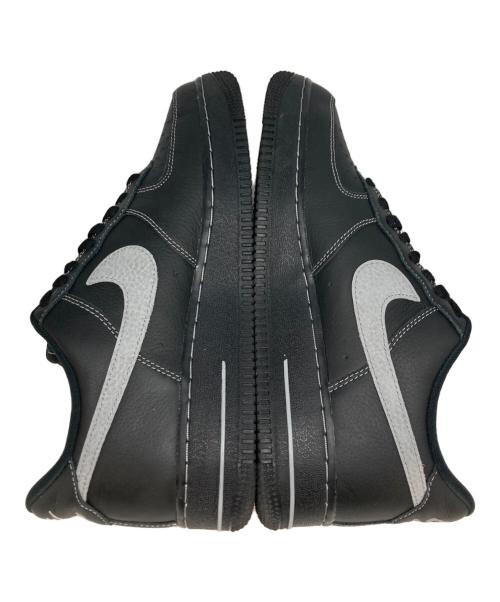 NIKE（ナイキ）NIKE (ナイキ) AIR FORCE 1 LOW ’07 LV8 ブラック サイズ:US8の古着・服飾アイテム