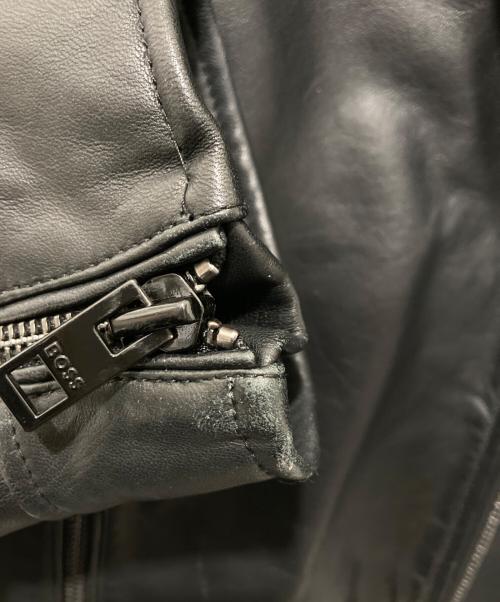 HUGO BOSS（ヒューゴ ボス）HUGO BOSS (ヒューゴ ボス) レザーシングルライダースジャケット ブラック サイズ:50の古着・服飾アイテム