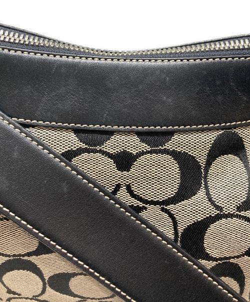 COACH（コーチ）COACH (コーチ) シグネチャーショルダーバッグ ブラックの古着・服飾アイテム