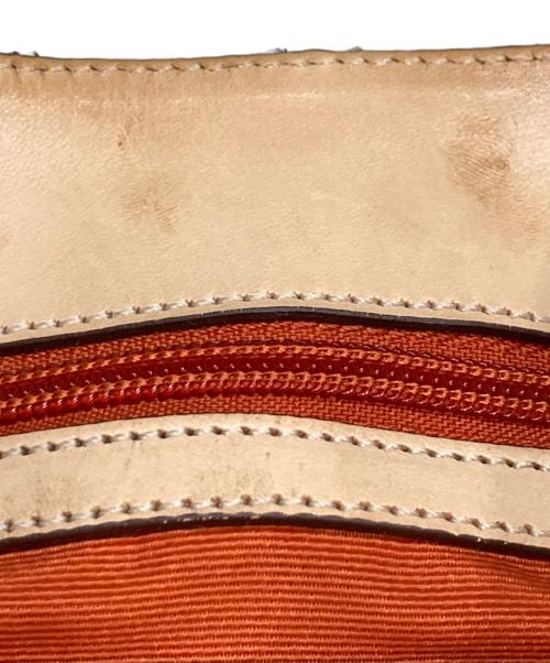 COACH（コーチ）COACH (コーチ) シグネチャーワンショルダーバッグ ベージュの古着・服飾アイテム