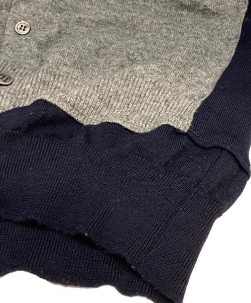 COMME des GARCONS COMME des GARCONS（コムデギャルソン コムデギャルソン）COMME des GARCONS COMME des GARCONS (コムデギャルソン コムデギャルソン) 切替クルーネックカーディガン グレー サイズ:Ⅿの古着・服飾アイテム