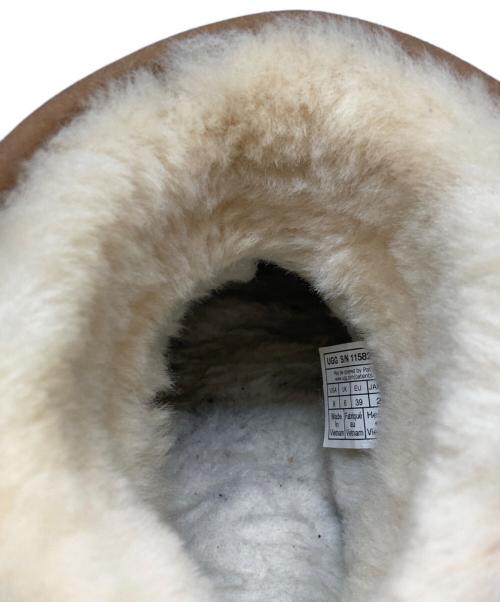 UGG（アグ）UGG (アグ) Classic Mini Crescent ベージュ サイズ:US8の古着・服飾アイテム