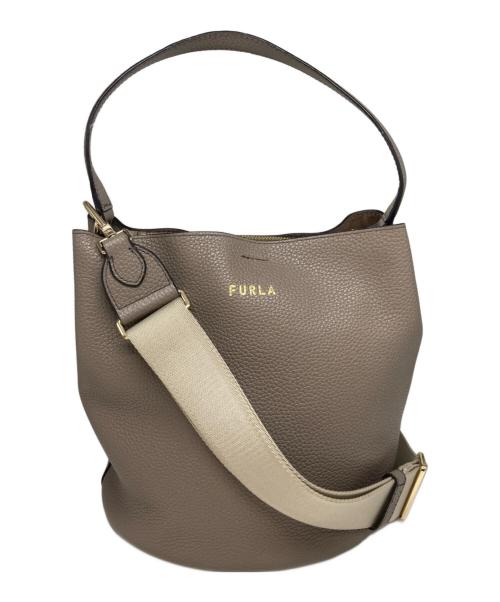 FURLA（フルラ）FURLA (フルラ) ダエナバケットバッグ グレーの古着・服飾アイテム