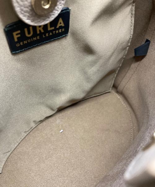 FURLA（フルラ）FURLA (フルラ) ダエナバケットバッグ グレーの古着・服飾アイテム