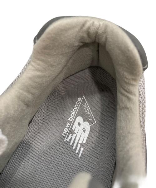 NEW BALANCE（ニューバランス）NEW BALANCE (ニューバランス) U992ローカットスニーカー グレー サイズ:US7の古着・服飾アイテム