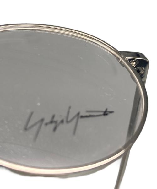 YOHJI YAMAMOTO（ヨウジヤマモト）YOHJI YAMAMOTO (ヨウジヤマモト) 眼鏡 シルバー サイズ:49□22の古着・服飾アイテム