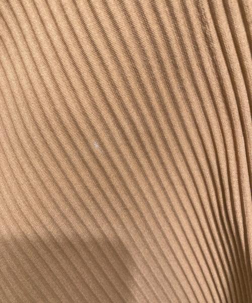 me ISSEY MIYAKE（ミーイッセイ ミヤケ）me ISSEY MIYAKE (ミーイッセイ ミヤケ) FINE KNIT PLEATS カーディガン ブラウン サイズ:FREEの古着・服飾アイテム