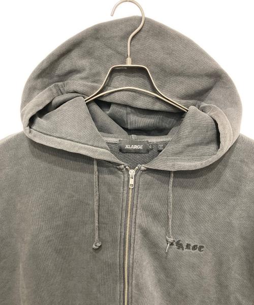 X-LARGE（エクストララージ）X-LARGE (エクストララージ) PIGMENT DYED EMBOSS LOGO ZIP HOODED SWEAT ブラック サイズ:XLの古着・服飾アイテム