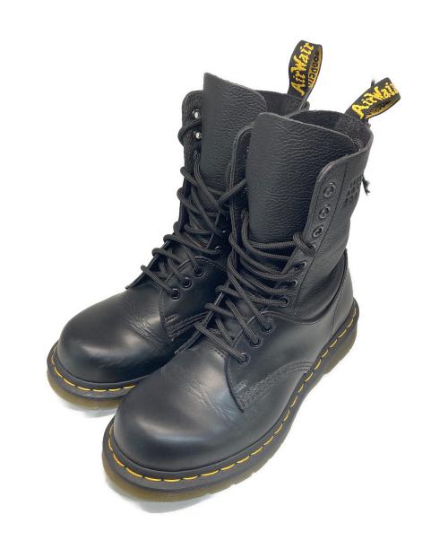 Dr.Martens（ドクターマーチン）Dr.Martens (ドクターマーチン) MM6 Maison Margiela (エムエムシックスメゾンマルジェラ) 1490 TWIST MM6 10 ホール ブーツ ブラック サイズ:UK5の古着・服飾アイテム