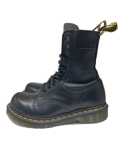 Dr.Martens（ドクターマーチン）Dr.Martens (ドクターマーチン) MM6 Maison Margiela (エムエムシックスメゾンマルジェラ) 1490 TWIST MM6 10 ホール ブーツ ブラック サイズ:UK5の古着・服飾アイテム