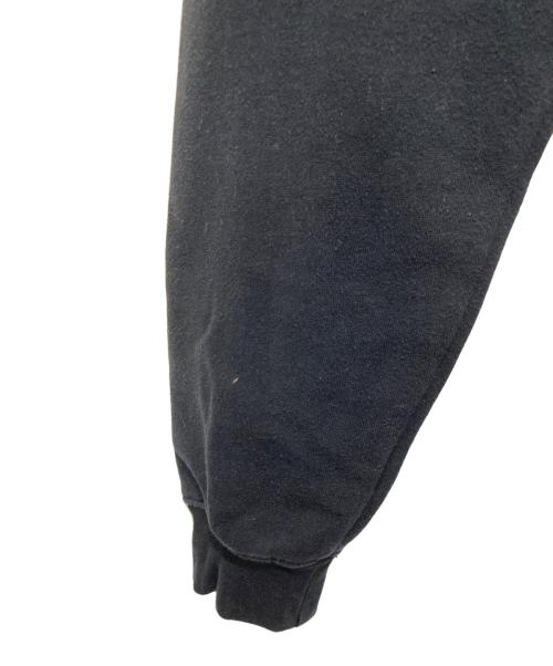 stussy（ステューシー）stussy (ステューシー) ワールドツアープリントスウェット ブラック サイズ:Ⅿの古着・服飾アイテム